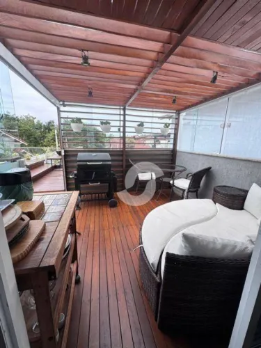 Casa com 4 dormitórios à venda, 271 m² por R$ 1.590.000,00 - Itaipu - Niterói/RJ