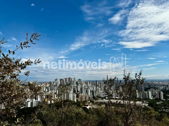 Lote de 500 m²; no Buritis, com vista exclusiva e definitiva do pôr do sol.