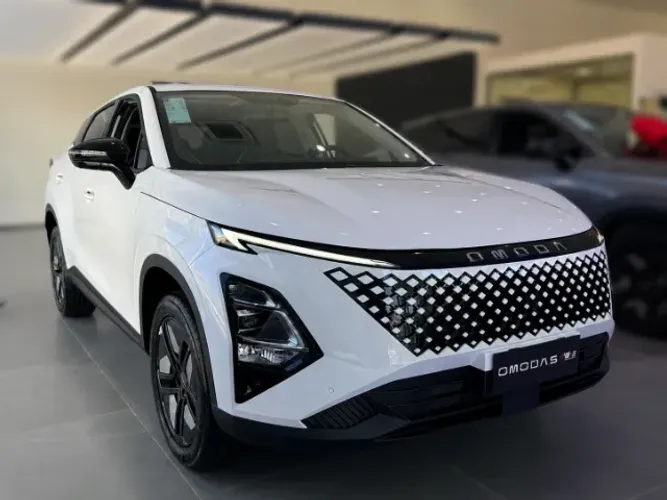 Omoda 5 Luxury 1.5 TB FWD 2027