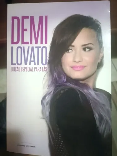 Livro Demi Lovato, edição especial para fãs
