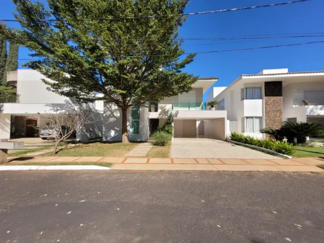 Casa em condomínio para locação bairro Cond. Gávea Hill II