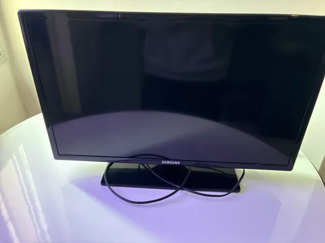 (PARA SAIR RAPIDO DESCONTO NO PX) Televisão samsung 32 polegadas seminova