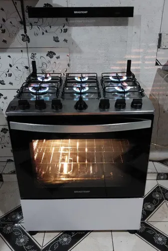 Lindo moderno fogão Brastemp de 6 bocas automático com super chama SEMI NOVO 
