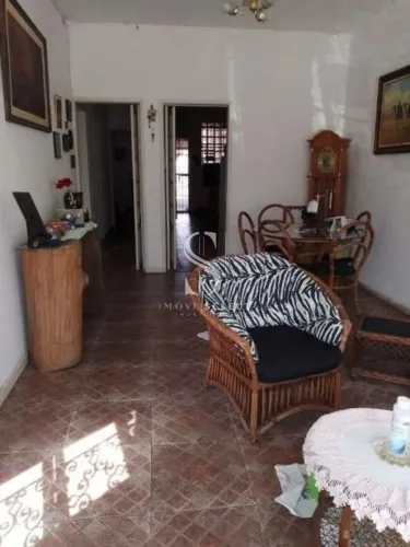 Casa com 5 Dormitórios, 2 Suítes, 5 Vagas e com 350m² em Perdizes - São Paulo