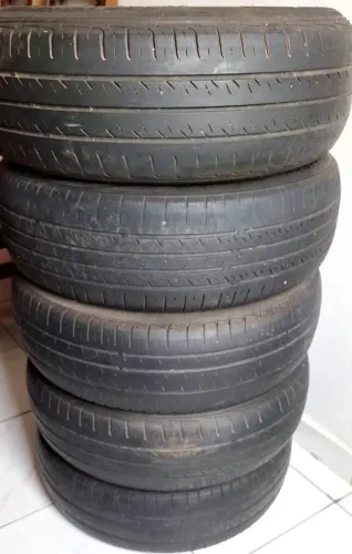 Pneu aro 15