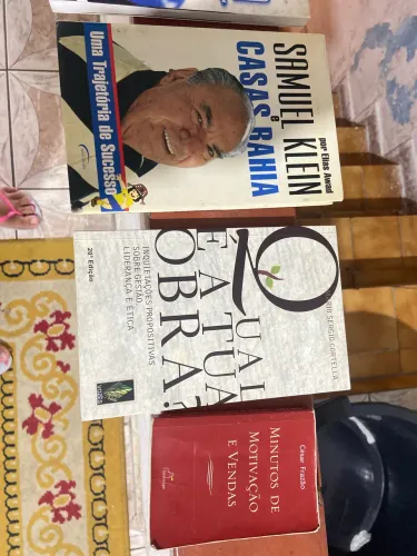 Livros motivacionais e auto ajuda