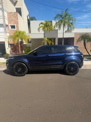 Land Rover Range Rover Evoque Pure 2.0 Aut. 5P 2015