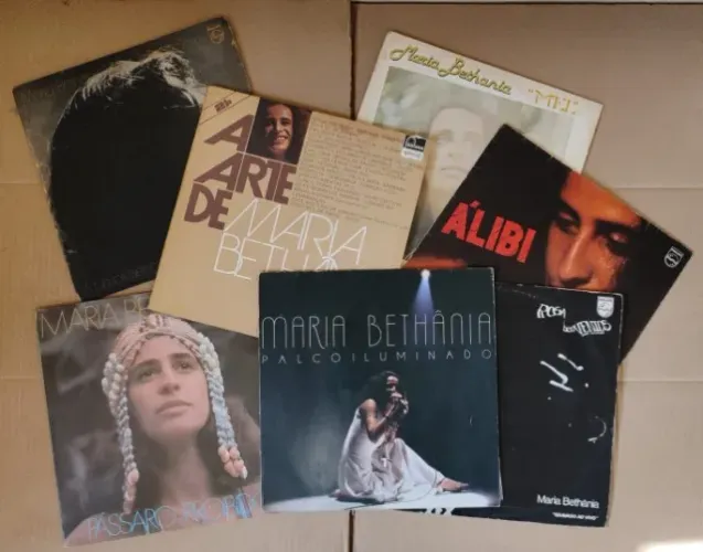 7 LPs Maria Bethânia - Pássaro Proibido, Tua Presença, Rosa dos Ventos, etc. Leia !!
