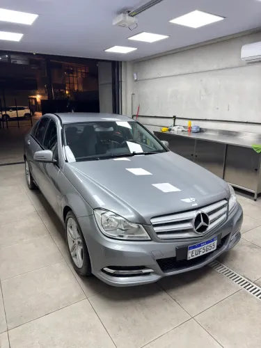 Mercedes-Benz C-180 CGI Classic 1.8 16V 156cv Aut. 2012