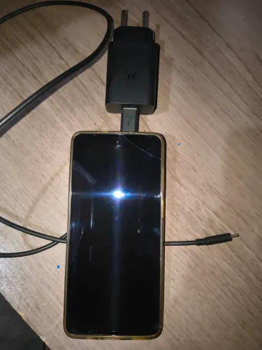 Moto g82