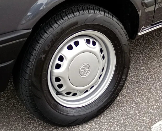 Rodas e pneus aro 13