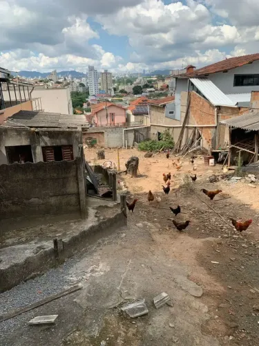 Imóvel para venda tem 420 metros quadrados em Alto dos Pinheiros - Belo Horizonte - MG