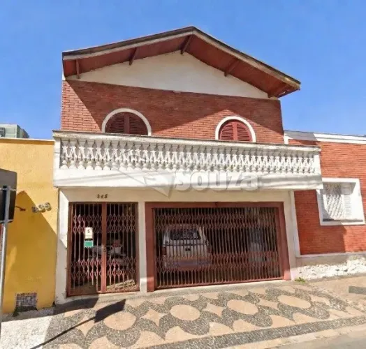 Sobrado para alugar no Centro com 4 quartos