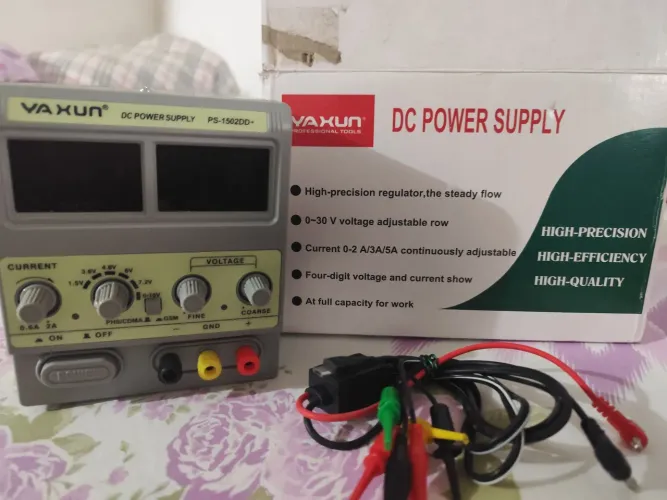 Fonte de Bancada Digital Assimétrica Yaxun 1502dd