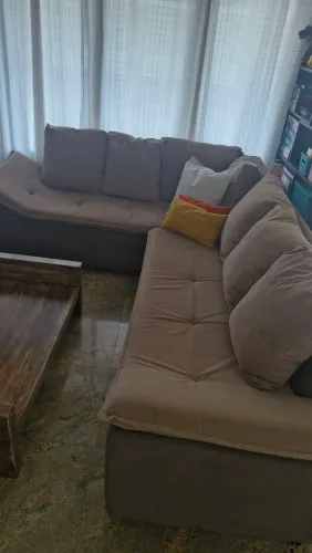 Sofá em L