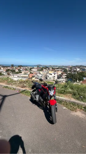 Moto CB300F