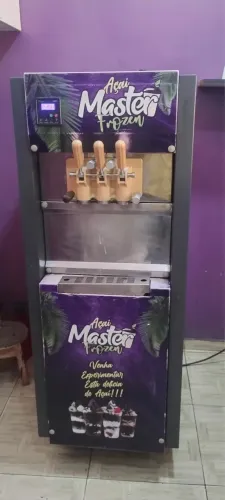 Máquina de açaí frozen