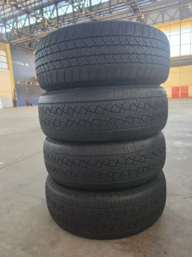 Vendo 4 pneus ,Hilux, s10.sw4. Ranger