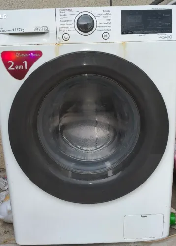 Lava e Seca LG