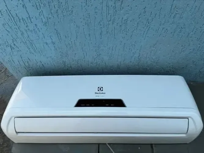 Ar condicionado novo pode vir testar em minha casa