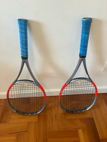 PAR DE BABOLAT PURE STRIKE 2026
