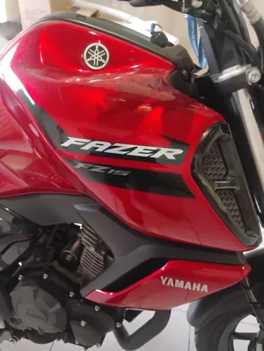 Fz15 com 800 km