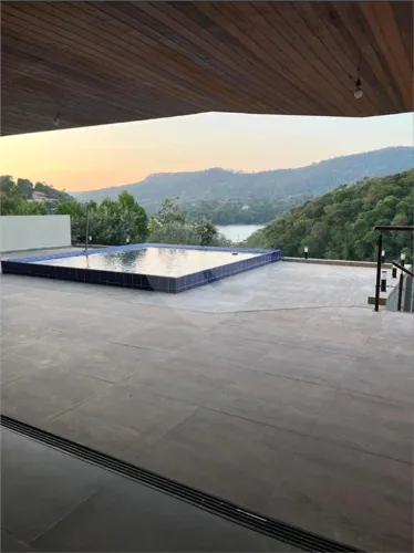 Condomínio com 4 quartos à venda em São vicente - SP