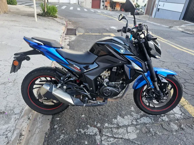 Moto zerado, baixo km