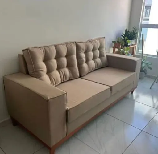 Sofá retrô 3 lugares 