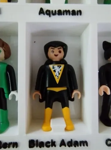 Boneco Playmobil ovo kinder Adão negro