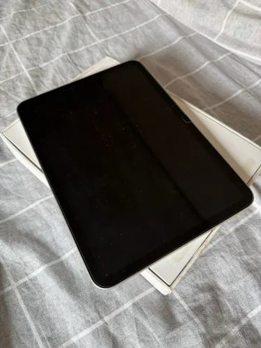 VENDO IPAD 11 DE 128 GB