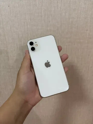 iPhone 11