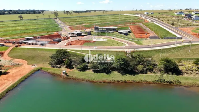 Terreno em condomínio disponível para venda no bairro Portal do Vale II em Uberlândia MG