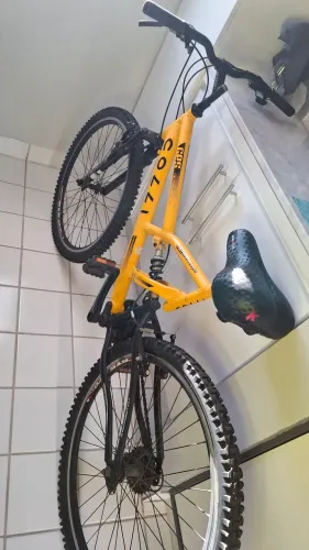 Bicicleta da marca Colli Bike, mais especificamente o modelo Colli GPS Aro 26