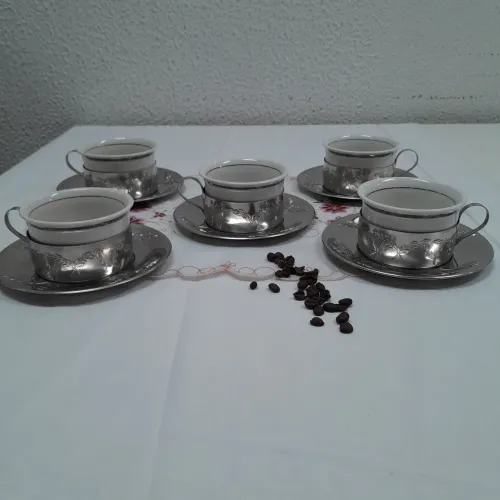 *ANTIGUIDADE* porcelana veracruz jogo 5 xícaras porcelana e inox chá/café