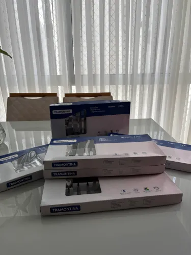 Jogo de faqueiro Tramontina com 24 peças em aço inox