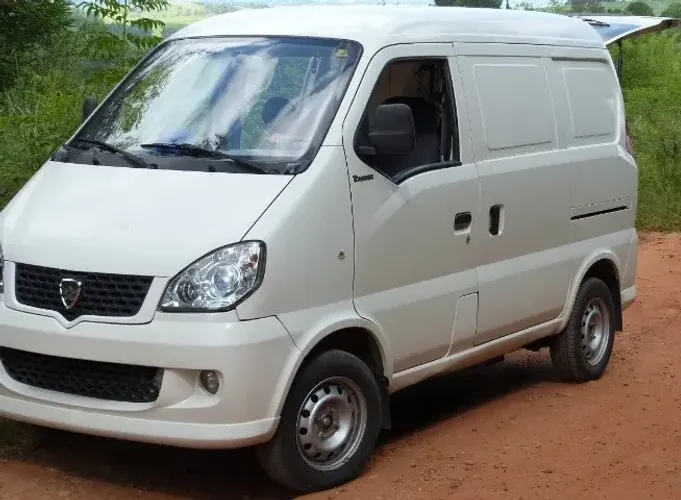 Hafei Towner Furgão 1.0 8V 48cv 5P 2010