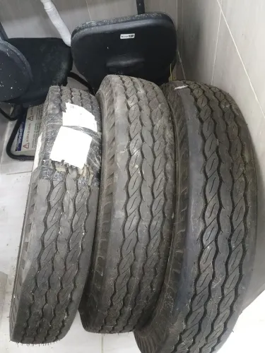 Pneus para caminhão
