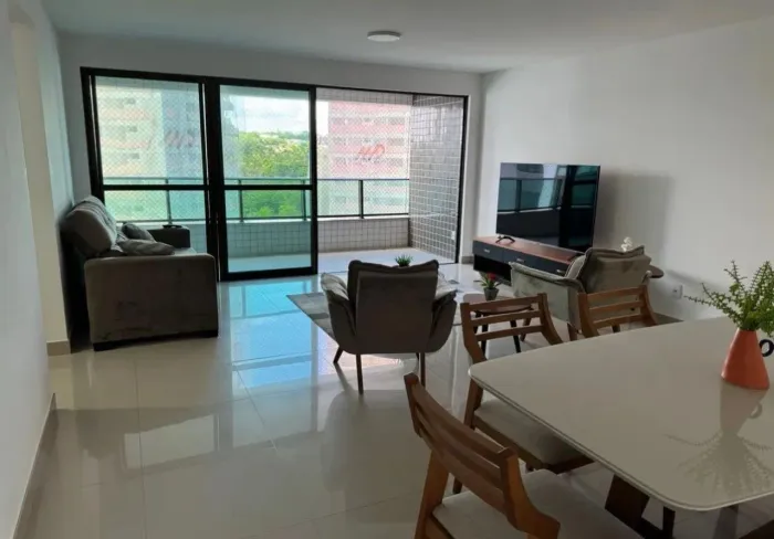 Maravilhoso apartamento à beira-mar
