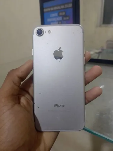 iPhone 7 100% de bateria pra sair rápido