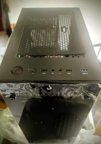 GABINETE GLASS 06X BLACK RISE