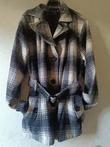 Casaco feminino xadrez com faixa
