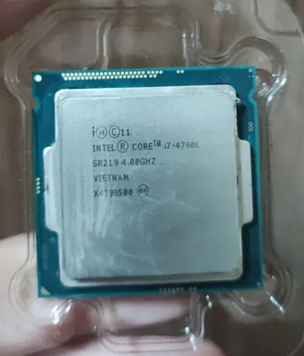 Processador i7 4790k ( Defeito )