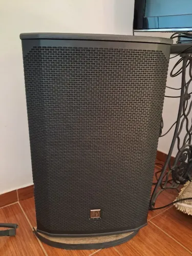 Caixa De Som 15 Pol Electro Voice Ekx15pus Ekx15p Preto