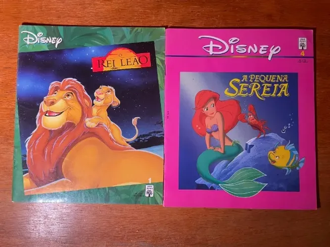 Coleção de Livros Contos Disney (Rei Leão e Pequena Sereia) -RARO/RELÍQUIA EM ÓTIMO ESTADO