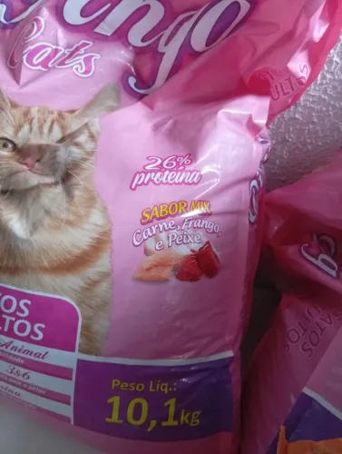 Vendo ou troco Ração de gato 