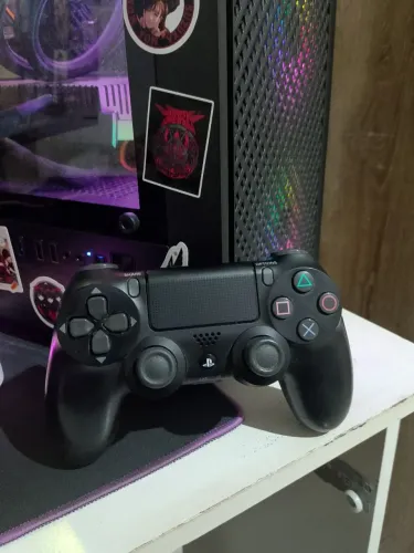 Controle de PS4 original (usado)