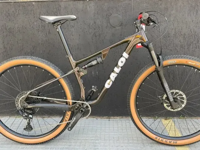 Bicicleta Caloi Elite Carbon FS NX 12v (Tamanho P)