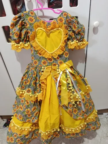 Vestido de são João tamanho 8