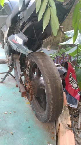 Moto para retirada de peças